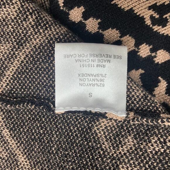 Romeo + Juliet Couture Damask Knit Dress - Picture 7 of 7